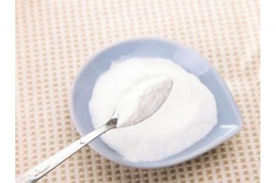 如何使用饲料添加剂去养鸡